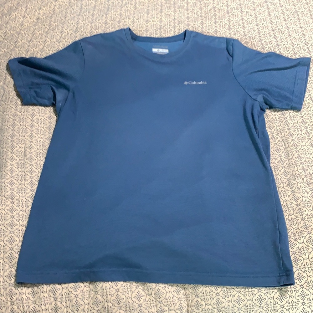 Columbia tee shirt